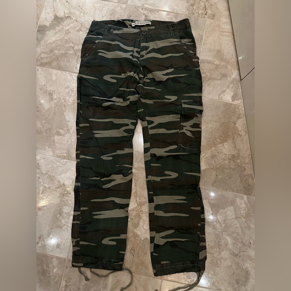 Camouflage woman’s  Pants